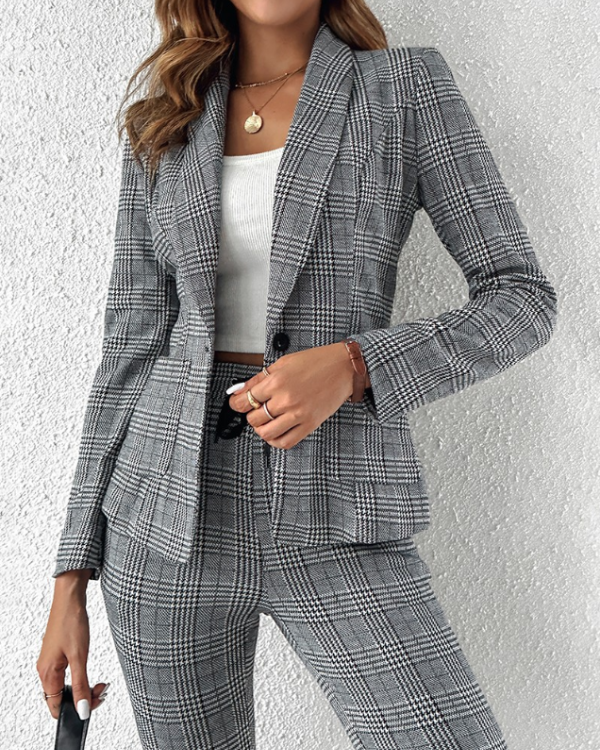 Frédérique | Ensemble Blazer & Pantalon à Carreaux